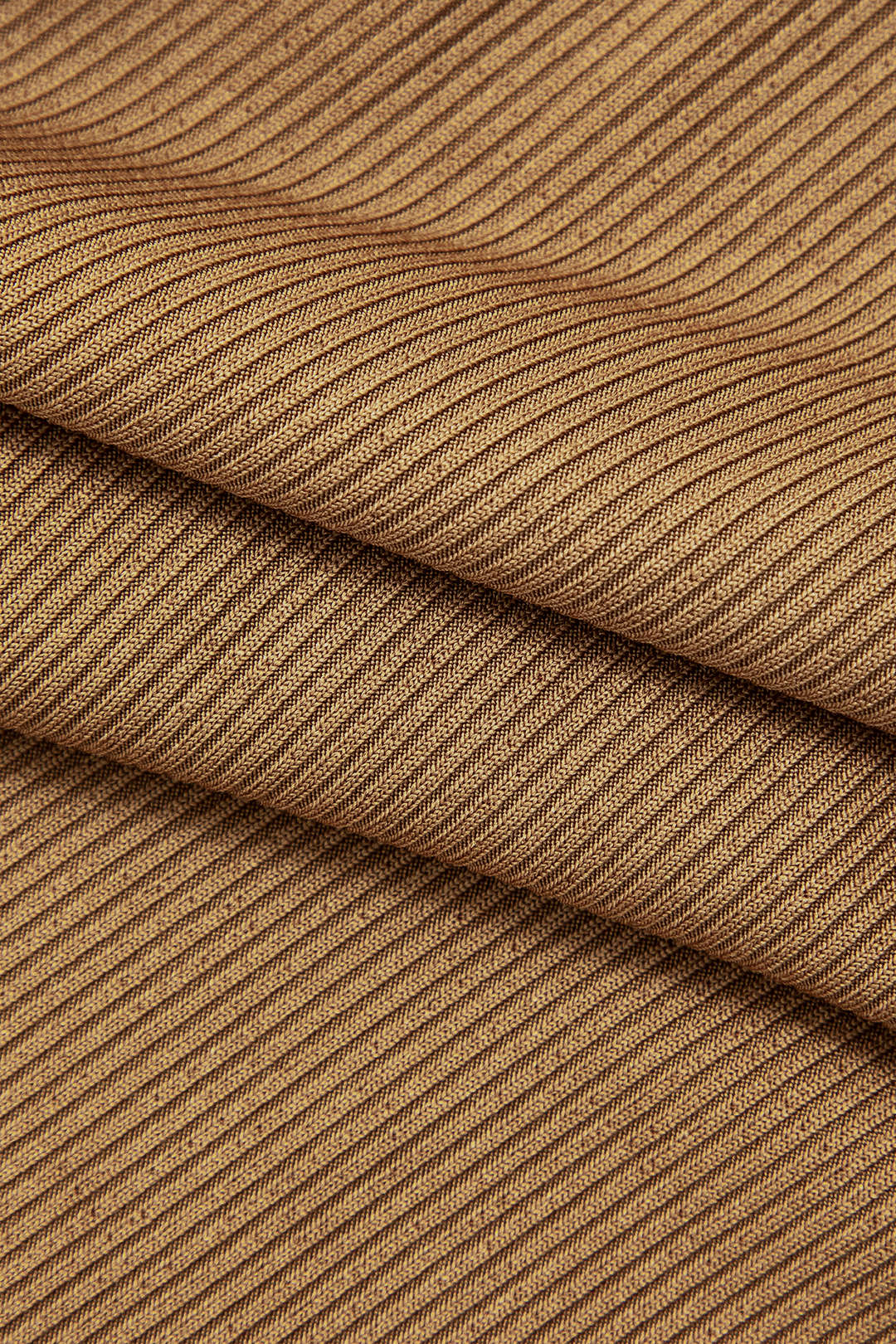 Bases™  | Cropped Turtleneck Top