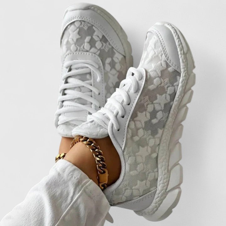 Jamie | Cozy Sneakers