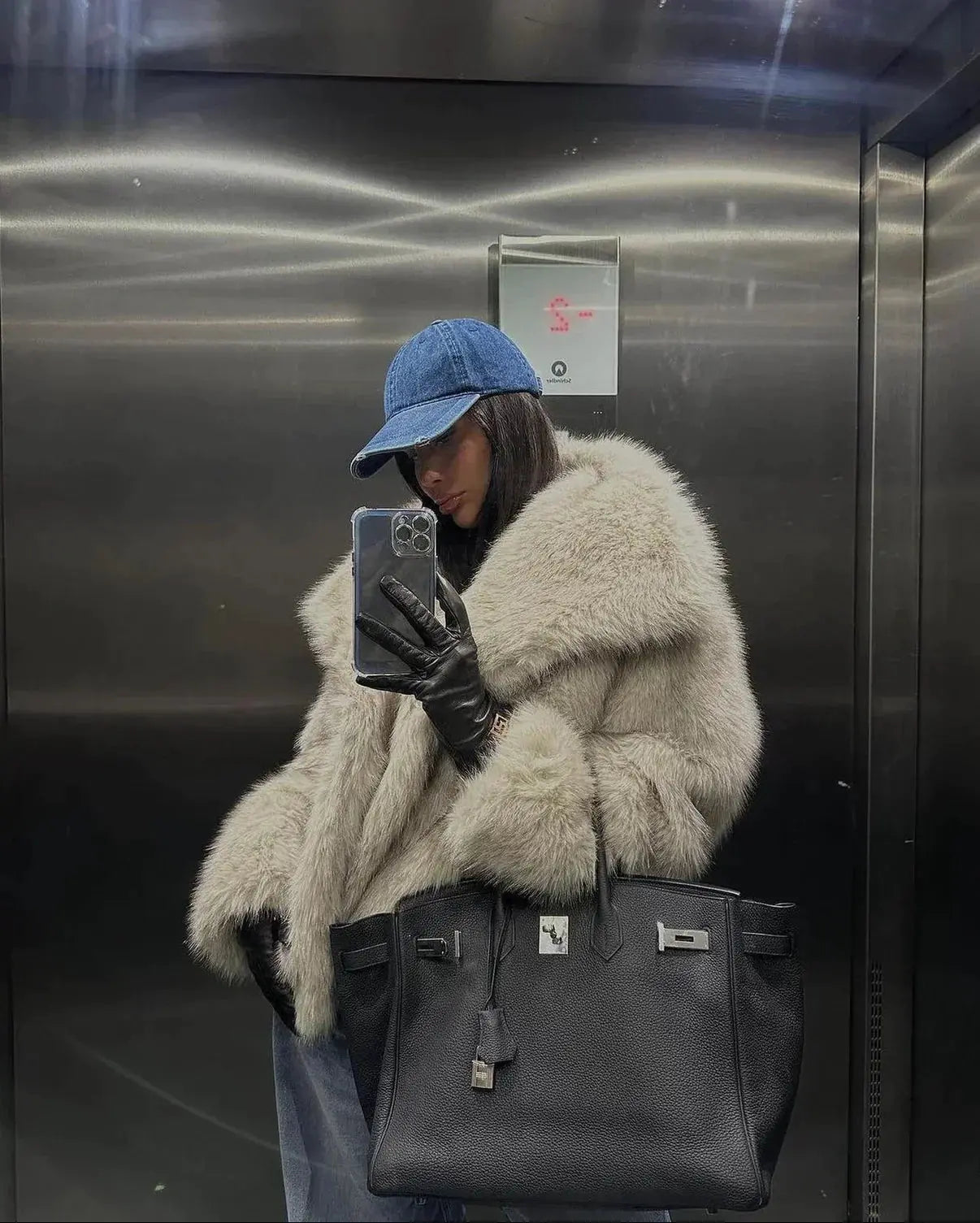 Bases™ | Classic Fur Coat