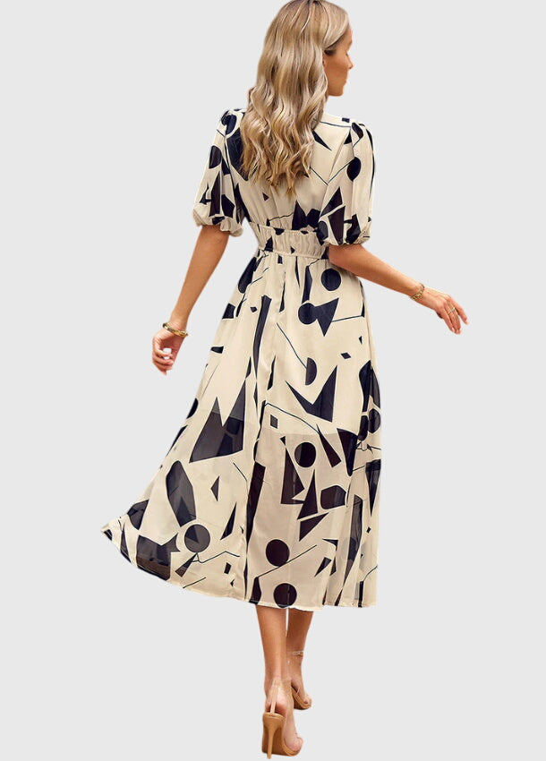 Jamie | Flattering Floral Midi Dress